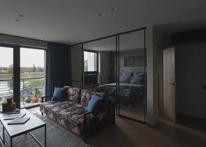 Apartman Jaukus Butas Senamiestyje Su Vaizdu I Jono Kalneli *